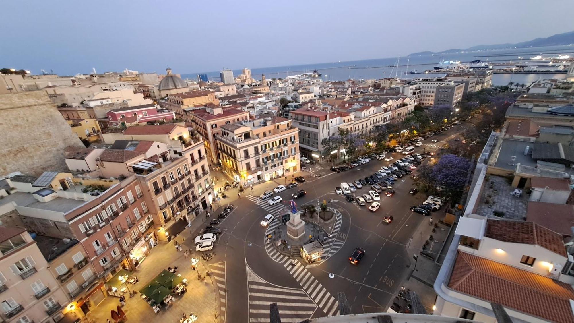 Centro Panoramic Hotel Cagliari Exterior photo